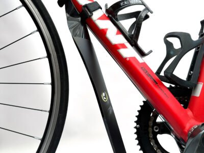 Guardabarro delantero hibrido